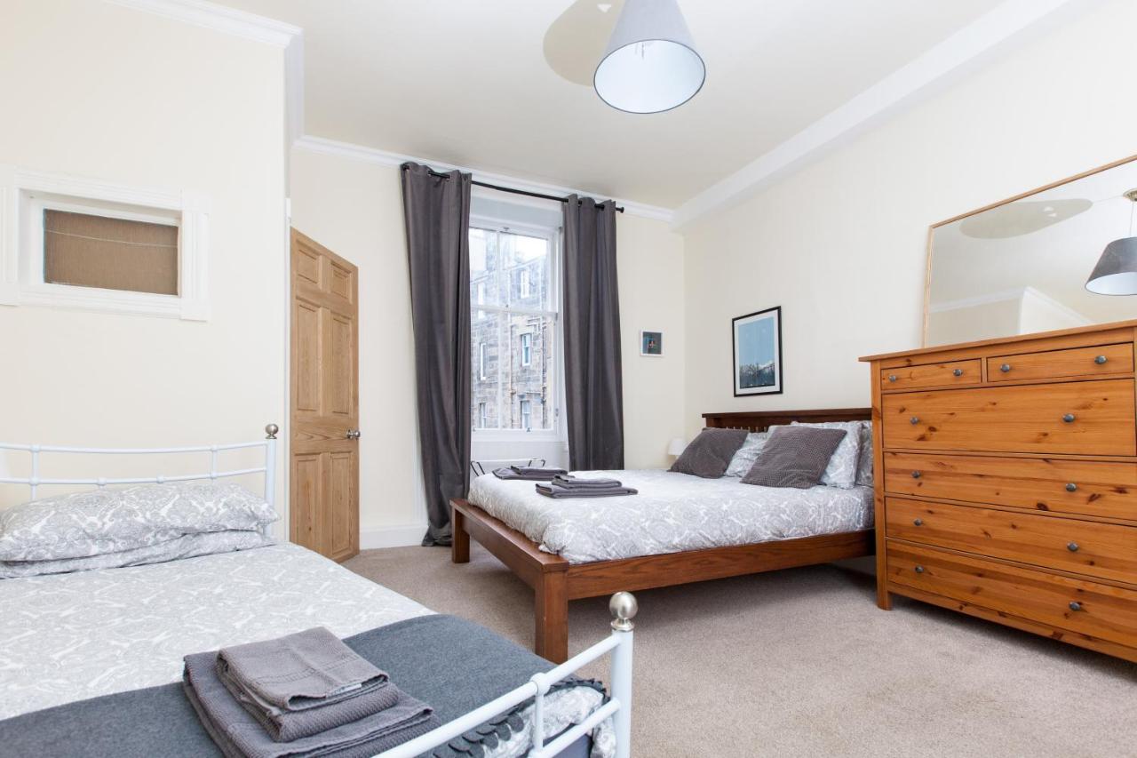 Amazing Apartments - London Road By Holyrood Park เอดินบะระ ภายนอก รูปภาพ