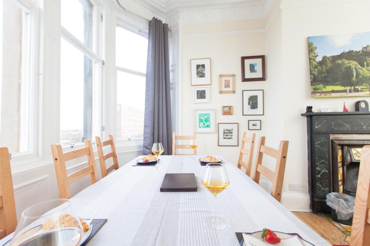 Amazing Apartments - London Road By Holyrood Park เอดินบะระ ภายนอก รูปภาพ