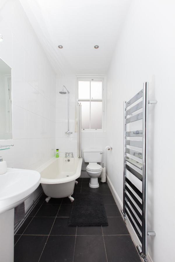 Amazing Apartments - London Road By Holyrood Park เอดินบะระ ภายนอก รูปภาพ